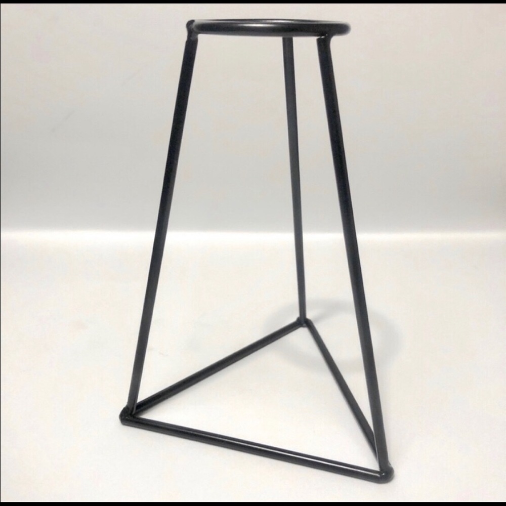 Black Modern Wire Flower Vase Home Decor - Picture 3 of 5